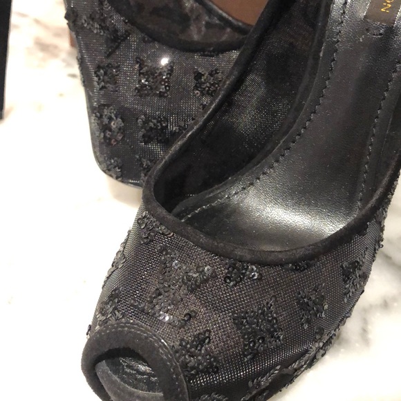 Louis Vuitton Sheer Sequin Monogram Peep Toe - Picture 2 of 5
